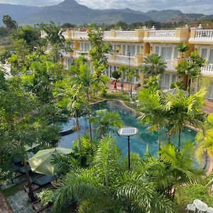 Sokchea Kampot Hotel